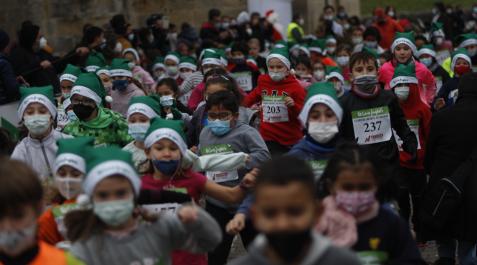 DNRunning La Ciudadela de Pamplona acogerá un año más la Carrera Infantil de la Navidad. En la foto, salida de 2021.