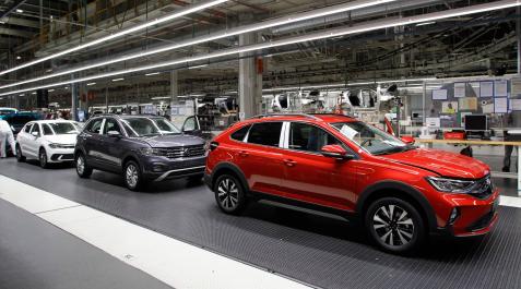 vw T: VOLKSWAGEN NAVARRA. VOLKSWAGEN TAIGO, T-CROSS Y POLO, EN LA MISMA LÍNEA DE PRODUCCIÓN