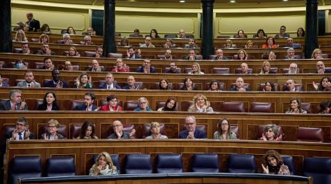 congreso-sedicion La ministra de Hacienda, María Jesús Montero, y la vicepresidenta segunda del Gobierno y ministra de Trabajo, Yolanda Díaz, en el pleno del Congreso de los Diputados