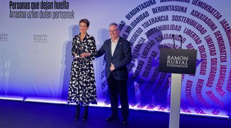 Chivite ha asistido en San Sebastián a la gala de entrega de los XV premios Ramón Rubial Chivite ha asistido en San Sebastián a la gala de entrega de los XV premios Ramón Rubial