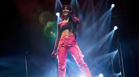 Aitana durante su concierto en el Navarra Arena Aitana durante su concierto en el Navarra Arena