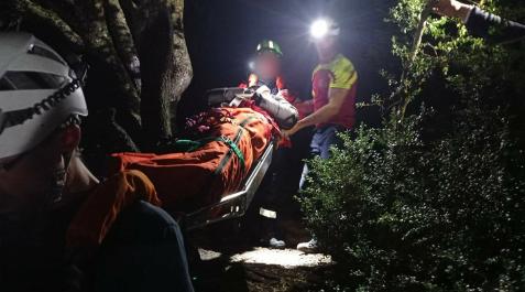 escalador Traslado del escalador herido en Etxauri
