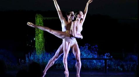 danza-nexus-company Un momento del espectáculo de danza de Nexus Company, que actuará en el Museo Universidad de Navarra el 29 de diciembre