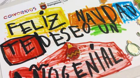 PostalesNavidad Una de las postales elaboralas por los niños para los mayores de La Milagrosa.