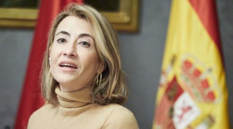 Raquel-Sanchez-pamplona La ministra de Transportes, Movilidad y Agenda Urbana, Raquel Sánchez, interviene tras la firma del protocolo para sacar la actual vía férrea del polígono de Landaben