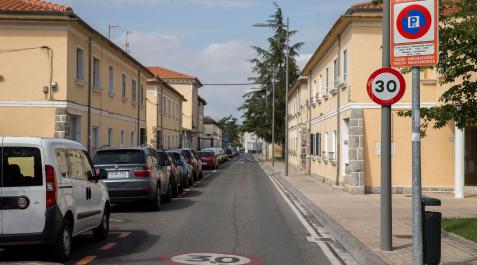 Vehículos con tarjeta de estacionamiento regulado en Pamplona Vehículos con tarjeta de estacionamiento regulado en Pamplona