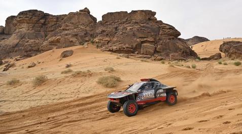 CSainz Carlos Sainz (Team Audi Sport) en la tercera etapa del Rally Dakar 2023, con final en Ha'Il