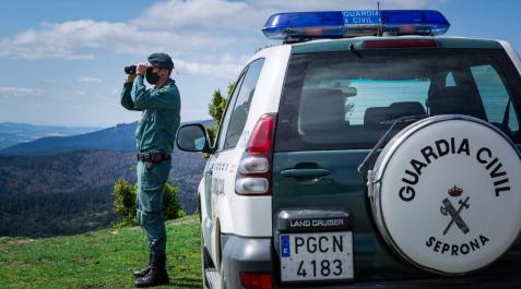 Un efectivo de la Guardia Civil Un efectivo de la Guardia Civil