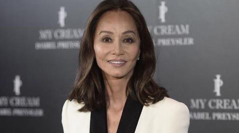 isabel-preysler Isabel Preysler, posando en un photocall