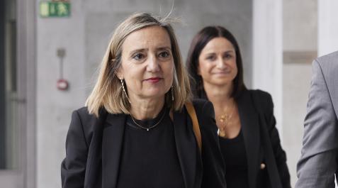 Cristina Iboarrola Cristina Ibarrola, en los pasillos del Parlamento de Navarra