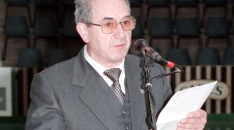 Javier Estabolite. Javier Estabolite, presidente en funciones en 1998 de los donantes de sangre de Navarra