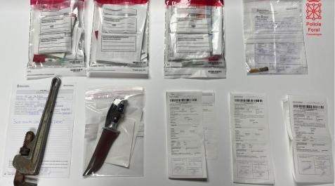 navaja Denuncias e incautaciones realizadas al investigado en Mañeru