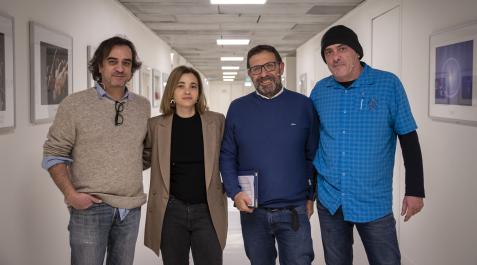 PNegra A: Jesús Caso
F: 16.01.2023
P: Pedro feijoo, Laia Vilaseca, Jesús Arana y John Andueza
L: Pamplona
T: Pamplona Negra,. El idioma del crimen.
Desde la izq.: Pedro Feijoo, Laia Vilaseca, Jesús Arana (moderador) y John Andueza, antes de participar en la mesa redonda.