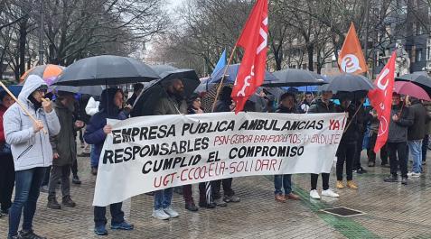 protesta-transporte-sanitario Protesta de trabajadores del sector del transporte sanitario reclaman la creación de una empresa pública