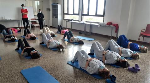pausas-saludables-hospital-reina-sofia Profesionales del Hospital Reina Sofía de Tudela en una de las pausas saludables