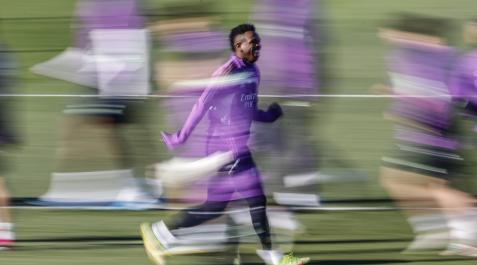 Vinicius Vinicius, en el entrenamiento del Real Madrid
