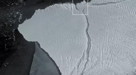 megaiceberg-antartida Imágenes de radar captan el surgimiento del nuevo megaiceberg A81 al desprenderse de la plataforma de hielo Brunt