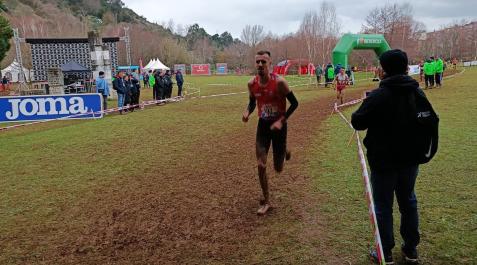 Atletas navarros en el Campeonato de España de Cross.