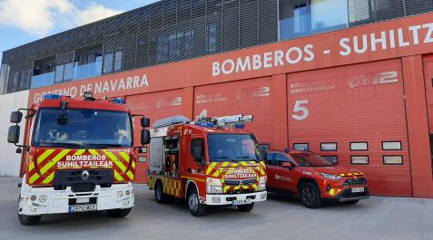camiones-bomberos Tres de los seis nuevos vehículos de los Bomberos de Navarra