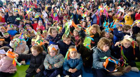 cometassagradocorazon Imagen de menores del colegio Sagrado Corazón de Pamplona en la celebración del Día de la Paz