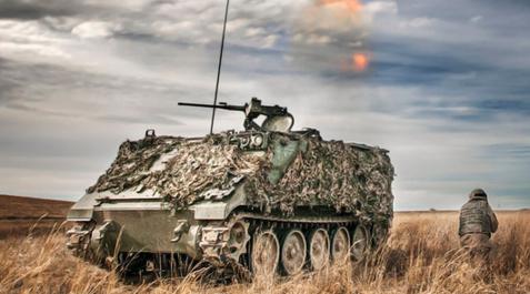 Blindado TOA-113 defensa España enviará a Ucrania 20 blindados TOA (Transporte Oruga Acorazado) M-113