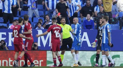 El árbitro Gil Manzano expulsa a Pierre-Gabriel y Abde Espanyol-Osasuna