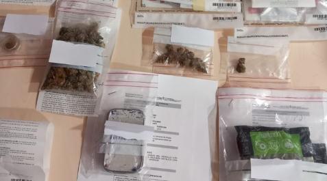 Policía Foral denuncia a una docena de conductores por dar positivo en droga, dos de ellos camioneros Policía Foral denuncia a una docena de conductores por dar positivo en droga, dos de ellos camioneros