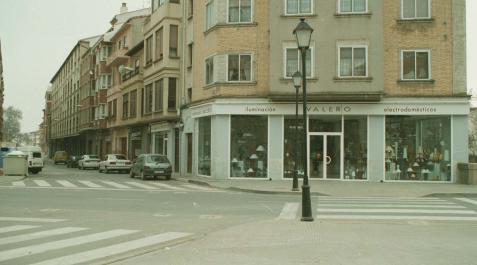 La tienda del alcalde de Tafalla atacada en 1998. La tienda del alcalde de Tafalla atacada en 1998.