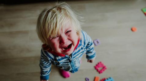 niño llorando niño llorando