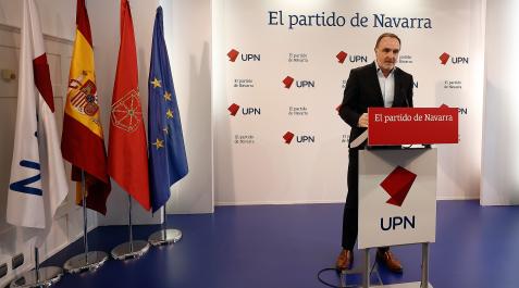 Esparza Nueve unifamiliares con chimenea a la venta en Pamplona