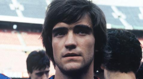 Fotografía de archivo fechada el 29 de julio de 1983 que muestra al centrocampista del FC Barcelona Marcos Alonso Peña Fotografía de archivo fechada el 29 de julio de 1983 que muestra al centrocampista del FC Barcelona Marcos Alonso Peña