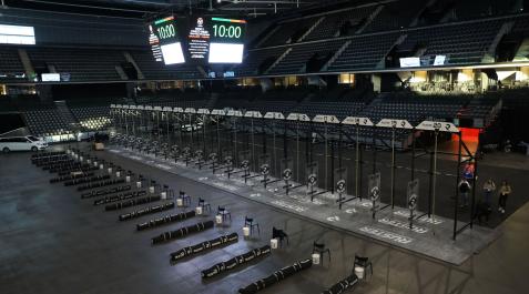 El Navarra Arena ya espera a los casi 3.000 espectadores que acudirán entre este sábado y domingo para presenciar la primera competición con licencia CrossFit de Navarr