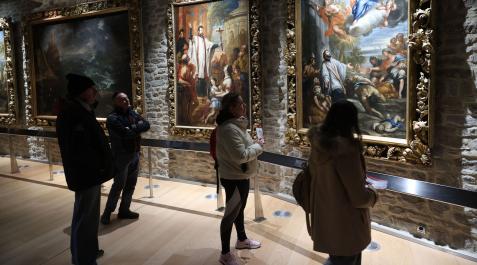 José Ignacio y Mari Carmen Fernández, Carla Sofía Calada y Pablo Montero realizan visitas regulares al Museo Castillo José Ignacio y Mari Carmen Fernández, Carla Sofía Calada y Pablo Montero realizan visitas regulares al Museo Castillo