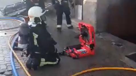 Bomberos en Tudela El equipo de bomberos que actuaron en una bajera en Tudela.