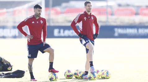 Entrenamiento Rubén García y Darko Brasanac, durante el entrenamiento de este lunes.
