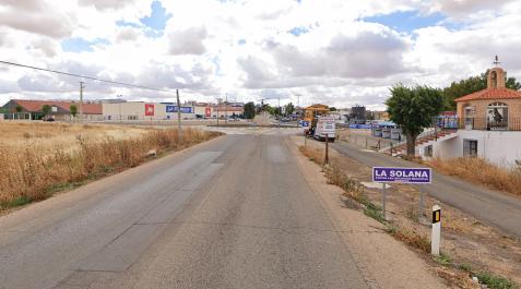 La Solana Acceso a la localidad manchega de La Solana, donde se produjo el timo.