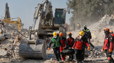 TURQUIA Los muertos por los terremotos en Turquía se elevan a cerca de 40.000