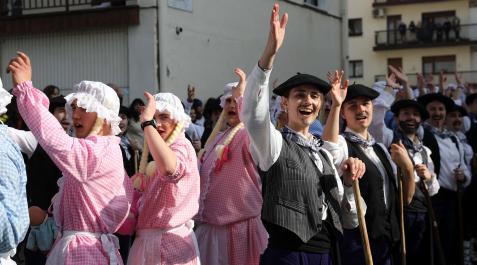 Carnavalk en Bera Las calles de Bera de Bidasoa acogieron este domingo, 19 de febrero,. las celebraciones del Carnaval.