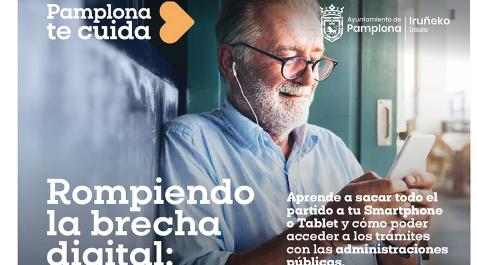 Cartel con el taller del Ayuntamiento de Pamplona 'Rompiendo la brecha digitl'.