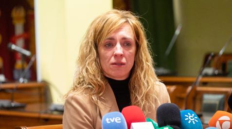 La alcaldesa de Maracena (Granada), Berta Linares (PSOE), durante la rueda de prensa ofrecida este miércoles La alcaldesa de Maracena (Granada), Berta Linares (PSOE), durante la rueda de prensa ofrecida este miércoles