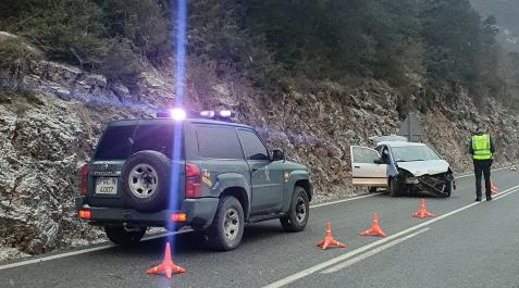 El coche, tras sufrir el accidente El coche, tras sufrir el accidente
