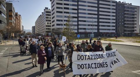Fotos de la manifestación de los vecinos de Erripagaña para reclamar una solución para el barrio Fotos de la manifestación de los vecinos de Erripagaña para reclamar una solución para el barrio.