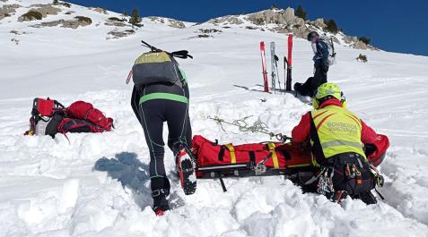 esquiadora rescate arlas Rescate de la esquiadora accidentada cerca del Pico de Arlas
