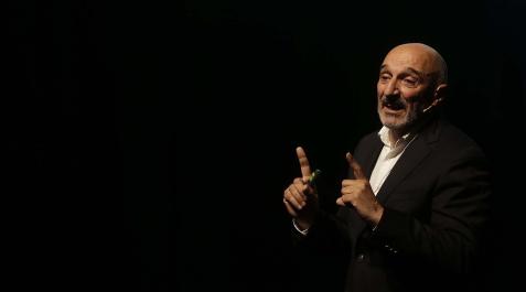Humberto Bustince Bustince cree que Navarra puede meterse en el circuito internacional de los mejores científicos en inteligencia artificial.