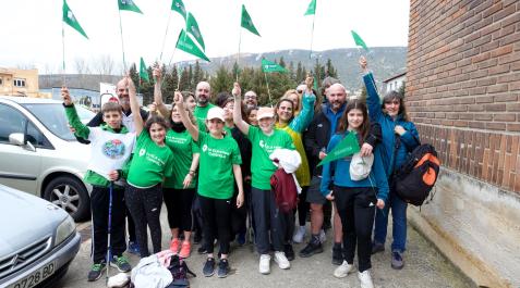 Una marea verde completó la Javierada desde Lumbier por la ELA, enfermedad que sufre su amiga Una marea verde completó la Javierada desde Lumbier por la ELA, enfermedad que sufre su amiga
