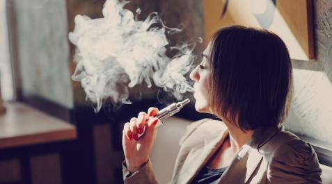 CIGARRILLOS-ELECTRONICOS Los últimos estudios publicados dejan claro que los cigarrillos electrónicos no solo no ayudan, sino que favorece las recaídas