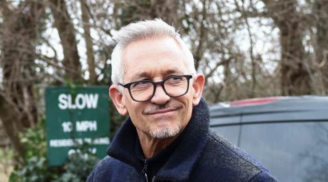 Gary Lineker a la salida de su vivienda en Londres Gary Lineker a la salida de su vivienda en Londres