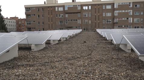 El colegio José María Iribarren, en Pamplona, estrena instalación solar fotovoltaica de 100 kW en su cubierta El colegio José María Iribarren, en Pamplona, estrena instalación solar fotovoltaica de 100 kW en su cubierta