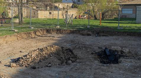 Santo Sepulcro Espacio donde apareció el combustible tras excavar para colocar un parque infantil.