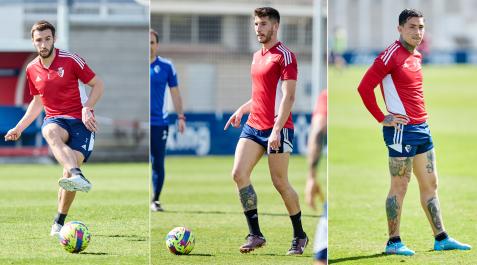 Jon Moncayola, David García y Chimy Ávila, en la sesión de entrenamiento de ayer en Tajonar. Los tres está en la prelista de 69 jugadores de Luis de la Fuente.